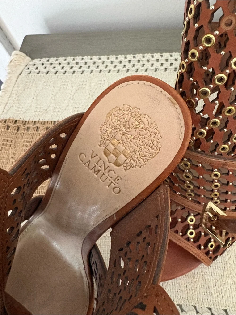 Vince Camuto Kortina Cognac Leather Cutout Studded Heels Size 10M